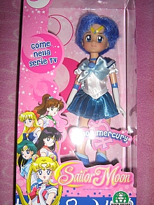 Sailor_Moon_bambole_Giochi_Preziosi_2011_004.jpg