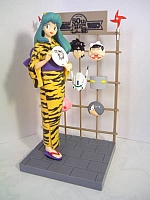 Urusei_Yatsura_figures_dolls048.jpg